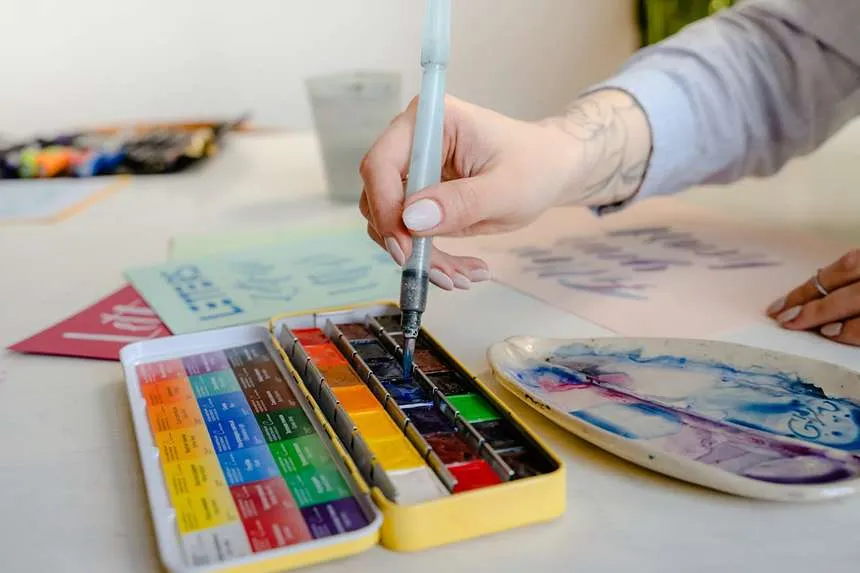 Chanda Dobriyal - Watercolor artist and Art Educator